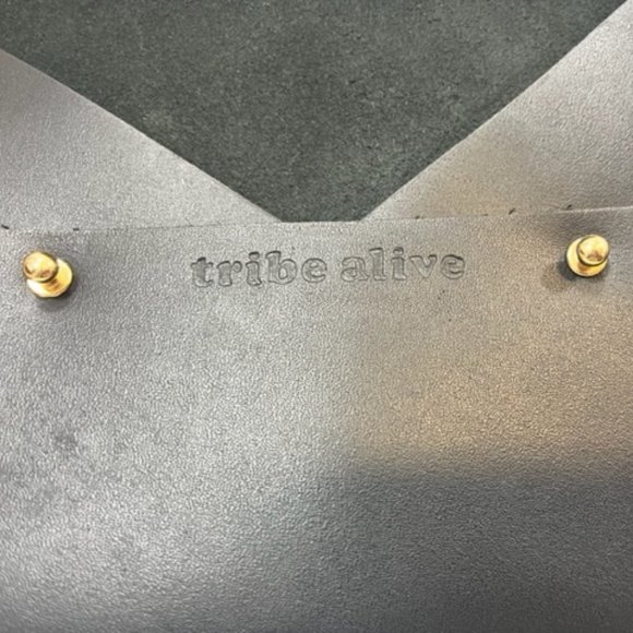 Tribe Alive Leather Envelope Black Clutch Wallet Pouch 8.5x6" - Picture 4 of 10